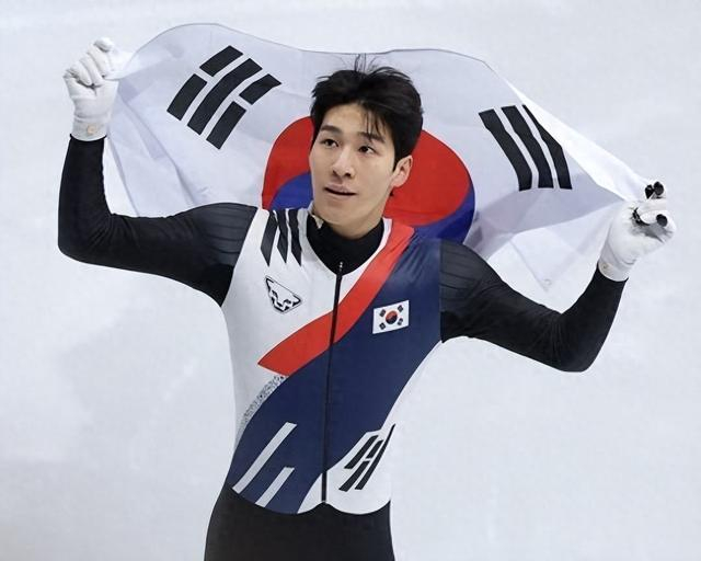 爱游戏官方网站-韩媒：黄大宪有话要说！他称没坑林孝埈 世锦赛后将解释扒裤门风波|冬奥会|林孝俊|米兰冬奥会|短道速滑|米兰_新浪体育_新浪新闻